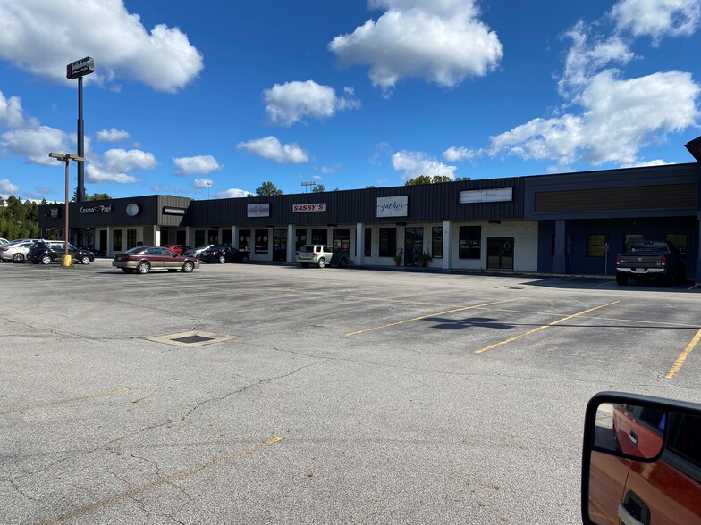Barboursville WV – Retail Building For Sale – 3419 US Route 60 E – www.RealCorpInc.com