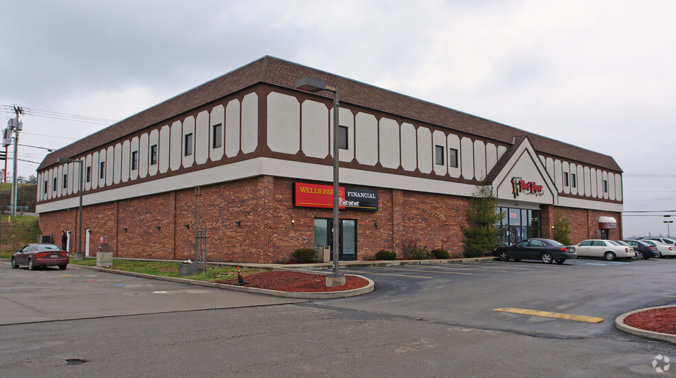 Pied Piper Professional Bld 301-401 RHL Blvd 3,780 – 8,060 SF of Space Available in Charleston, WV 25309