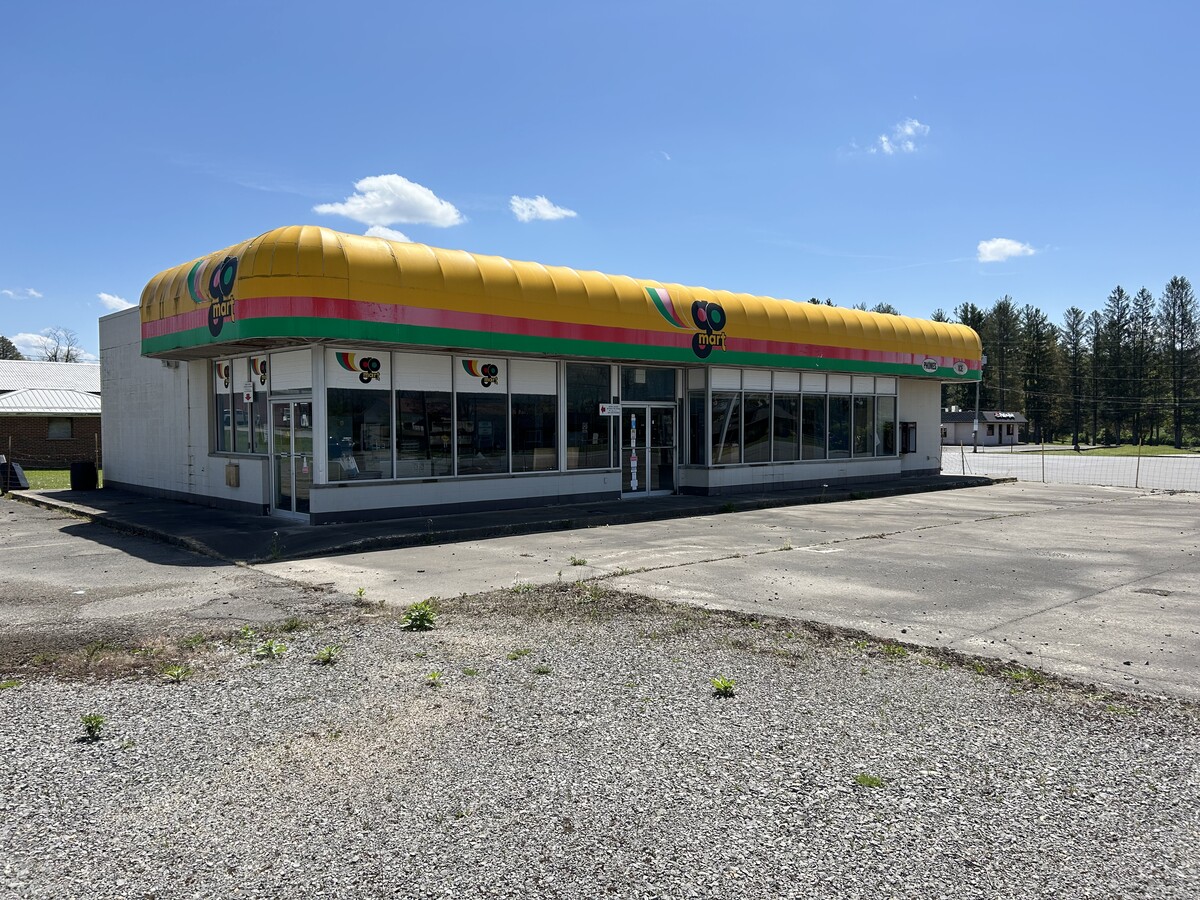 Former Go Mart 413 Craigsville Road 3,375 SF VacantRetail Building Craigsville, WV 26205 $375,000