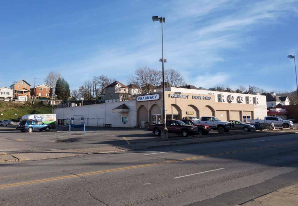 Kroger 788 W Pike St 10,000 SF of Retail Space Available in Clarksburg, WV 26301